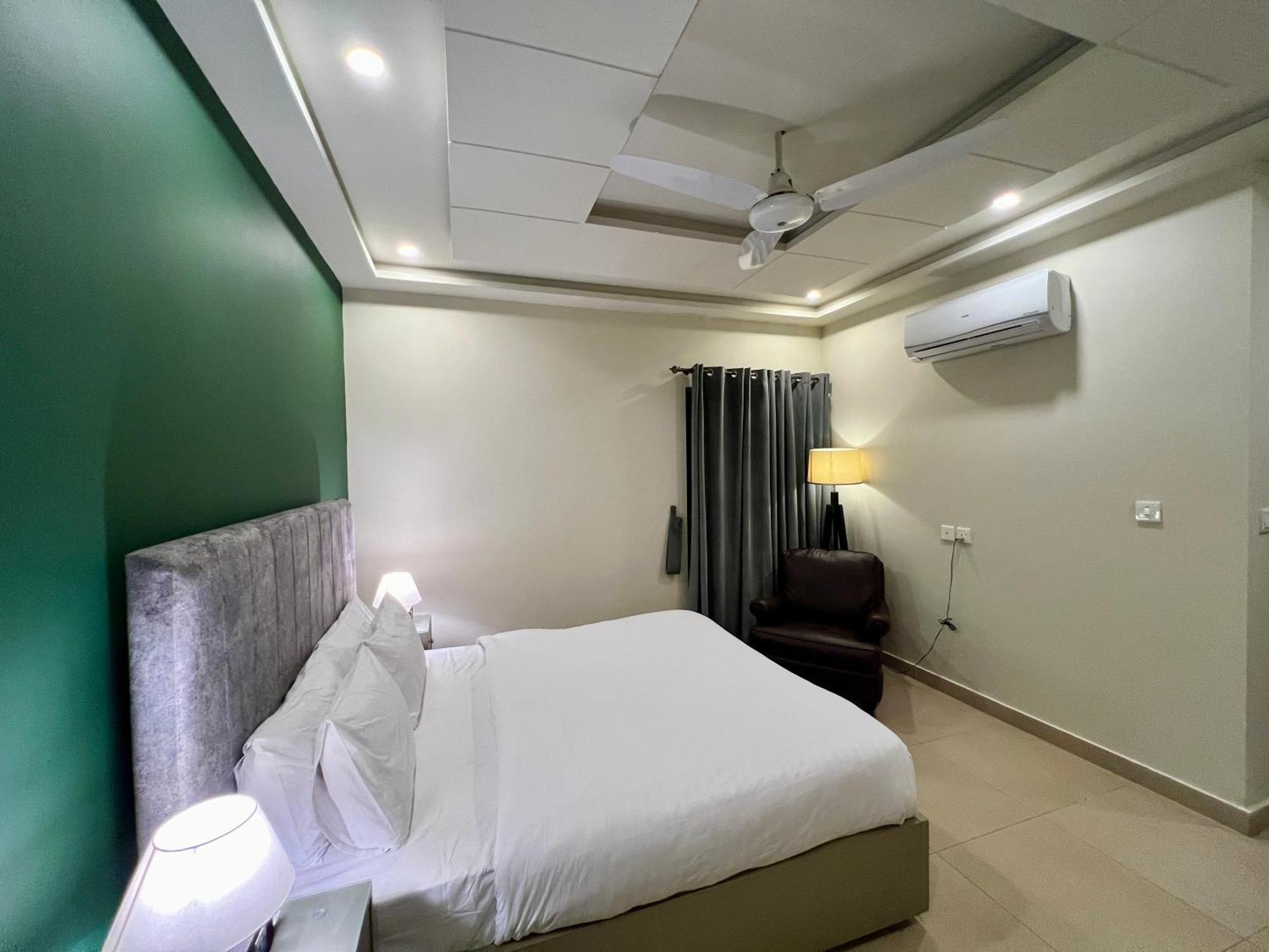 איסלמאבד Serenity Corner 4 Bhk מראה חיצוני תמונה