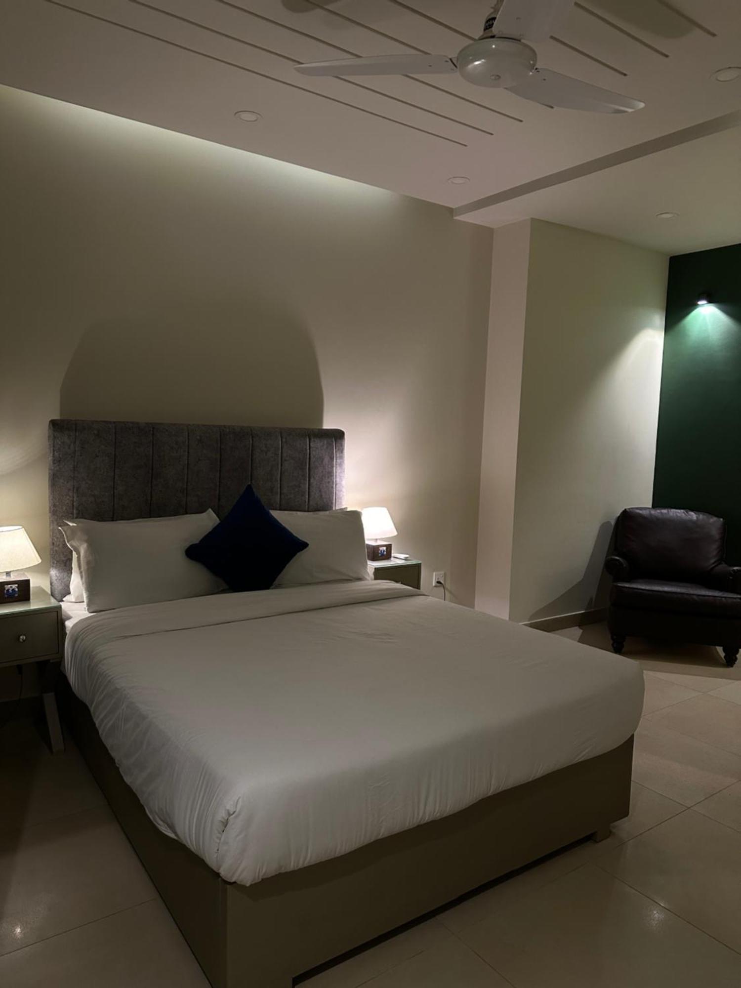 איסלמאבד Serenity Corner 4 Bhk מראה חיצוני תמונה